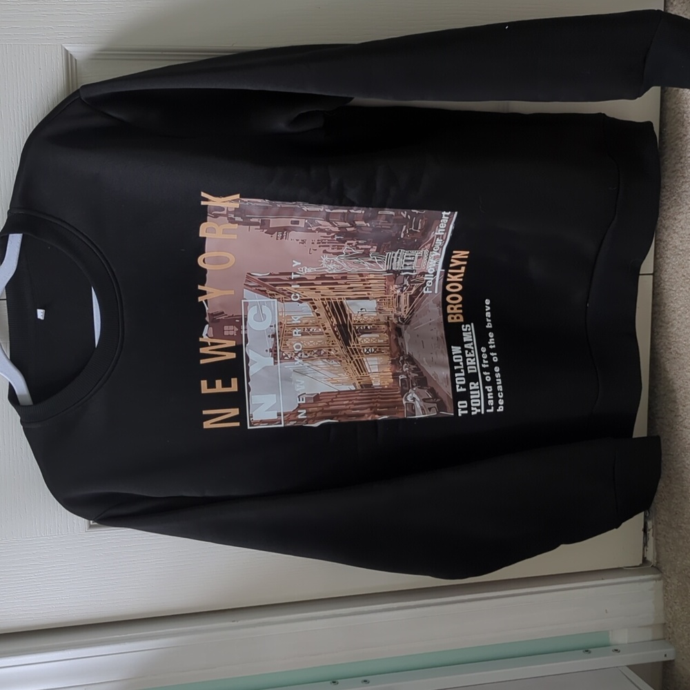 Graphic Crewneck